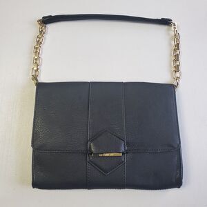 Liz Claiborne Black Purse With Gold Color Link Chain Strap Design